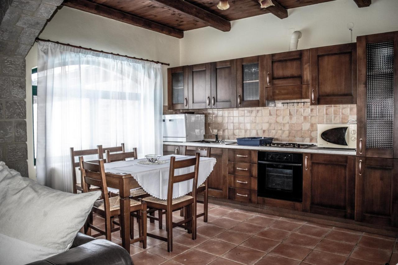 Niriides Villas Old Listing ヘルソニソス エクステリア 写真